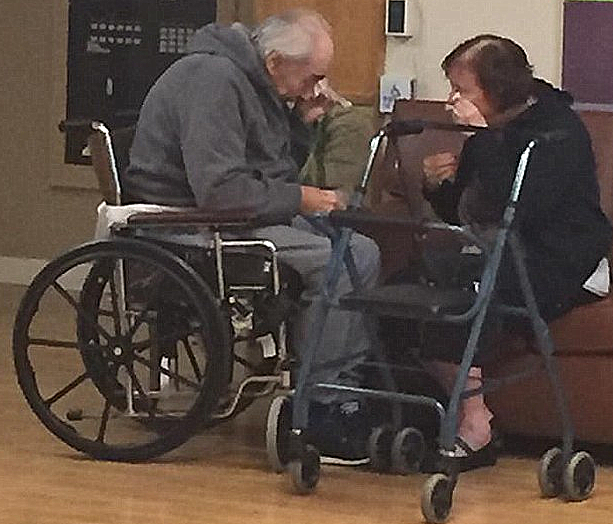 最悲伤的再见 夫妇结婚62年被迫分开