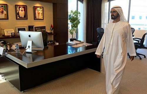 迪拜酋长突袭视察工作竟无人在岗 9名官员被退休