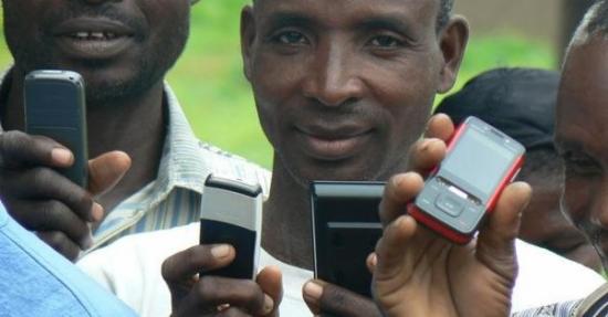 巴基斯坦将给农民发500万部智能手机
