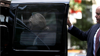 Hillary Clinton was diagnosed with pneumonia.jpg