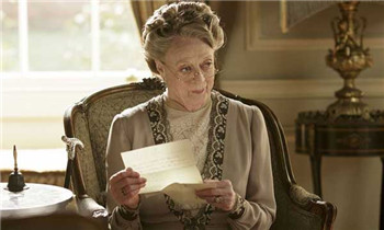 "Downton Abbey" is about to make a movie, the old drama bone Maggie will participate in it.jpg