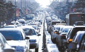 研究显示 堵车不关窗等于慢性自杀!