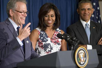 Obama appointed a senior diplomat as the Cuban ambassador .jpg