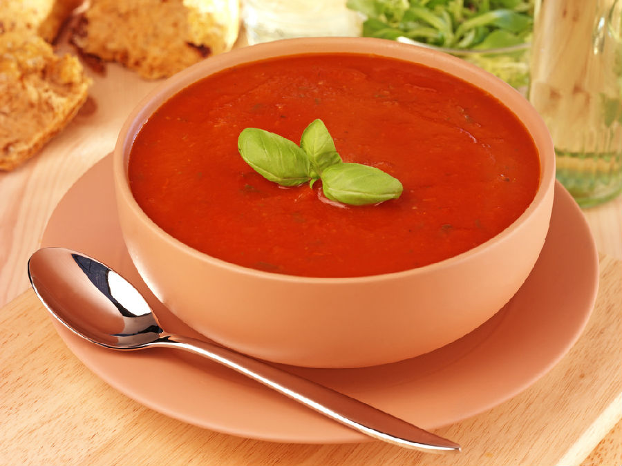 出国旅游情景对话:饮食篇 第72期:清汤和浓汤