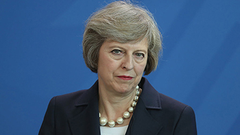 The British business community warns of the risk of a hard Brexit.jpg