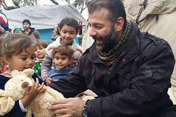 Man risked smuggling toys to become Syrian Santa Claus.jpg