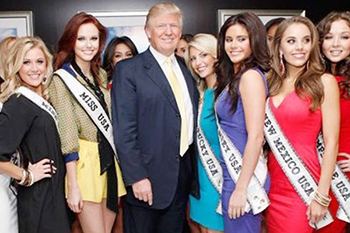 Trump was exposed again in the locker room to see nakedness.jpg