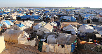 Calais started the final demolition from the Lin refugee camp .jpg