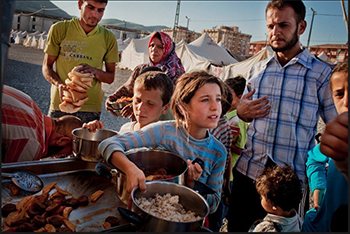 The United Nations warned more than 10,000 Iraqis to flee Mosul last week. .jpg