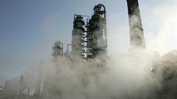 Iran will sign gas field development agreements with Chinese and French companies.jpg