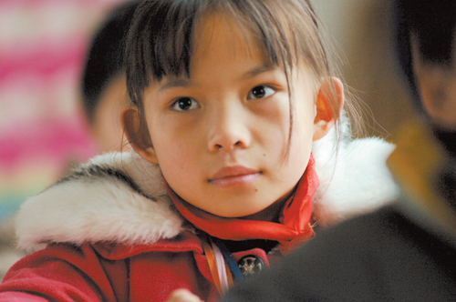 The state has issued policies to ensure that left-behind children are reunited with their parents.jpg