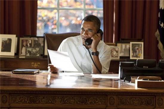 How are the world leaders talking on the phone?.jpg