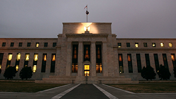 The Fed raises interest rates by 25 basis points. It is expected to raise interest rates three times next year.jpg