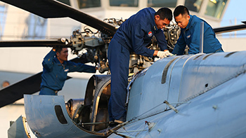 The submarine turmoil broke the momentum of improvement in Sino-US naval relations.jpg