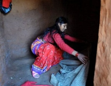 尼泊尔15岁少女因月经受罚致死