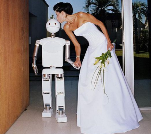 人类与机器人的婚姻或在2050年前合法