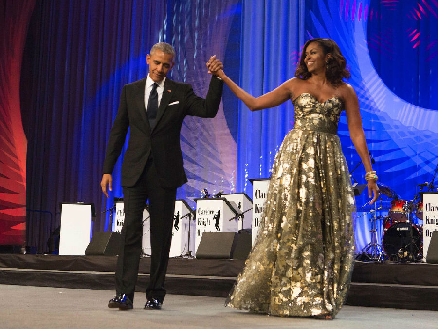 奥巴马与夫人共舞