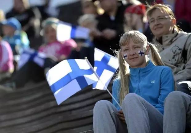 Give money without working? Finland will give the unemployed a monthly income! .jpg