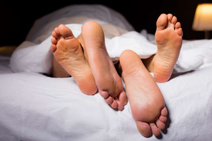 Why do I share a bed with a married man? What have I learned? .jpg