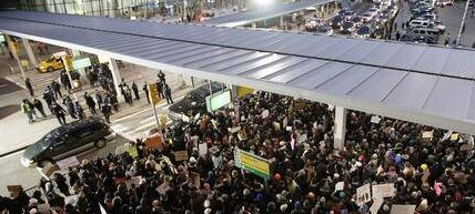 川普禁止难民进入做得对么.jpg