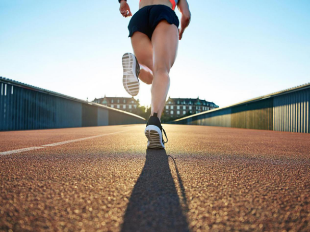 高强度跑步能使肌腱更有效率地工作1.png