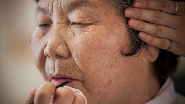 韩国妇女预计最长寿.jpg
