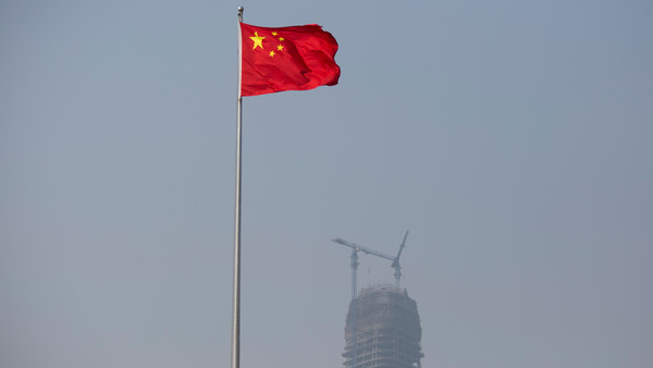 中国国防支出将首超1万亿元人民币.jpg