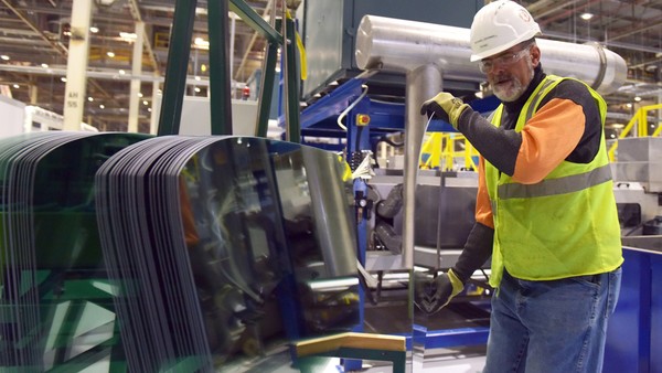 Is it reasonable for Trump to call U.S. workers Qu?.jpg