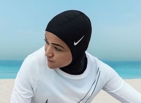 耐克公司为穆斯林女性推出运动头巾