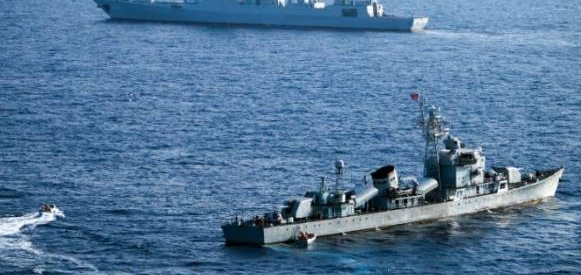 Duterte: Allowing Chinese ships to investigate the Philippine territory.jpg