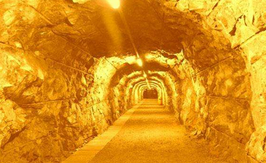 Shandong has discovered the largest gold mine in history in China with a value of 150 billion.jpg