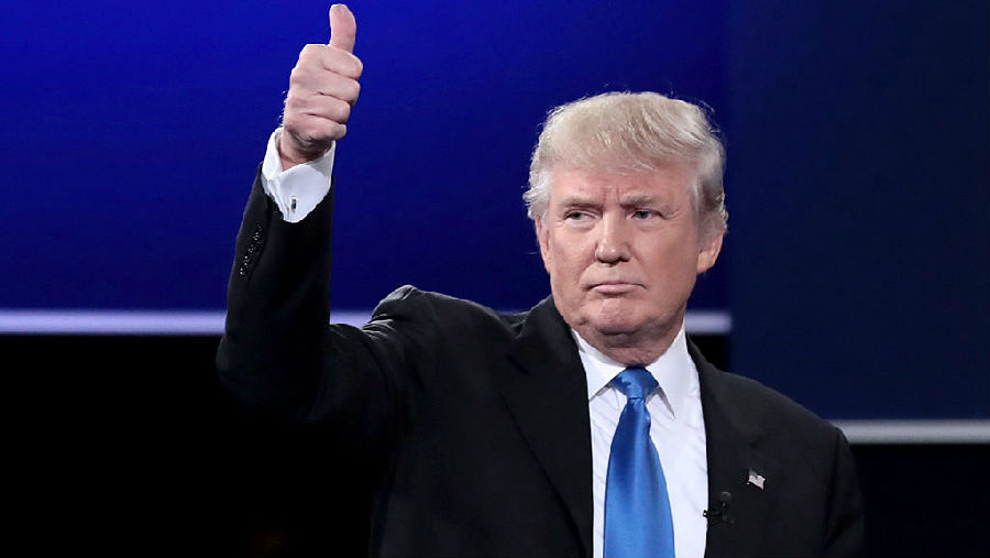 Trump will sign an executive order to tighten the H-1B visa program.jpg