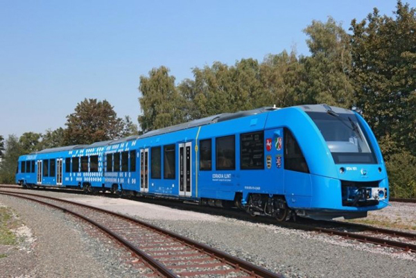 德国成功测试氢动力火车 环保零排放.jpg