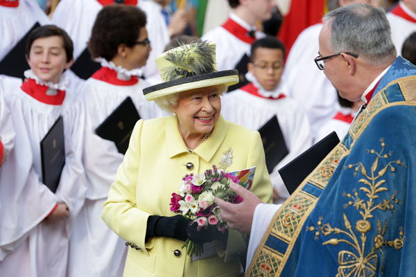 The Queen of England asks someone to "tame" the new shoes to see if you can get the job .jpg