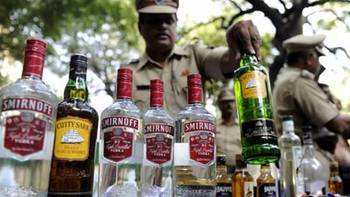 印度禁酒令没收的90万升酒竟被老鼠喝光?