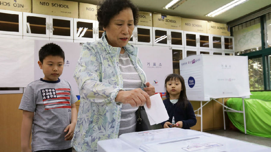 The Korean presidential election kicks off.jpg