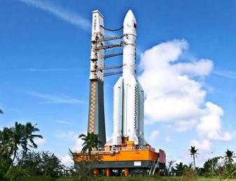 The Long March 5 arrives in Wenchang, Hainan, and will be sent to Shijian 18 into space next month.jpg