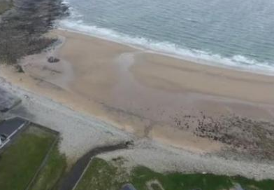 神奇! 爱尔兰沙滩消失33年后重现人间!