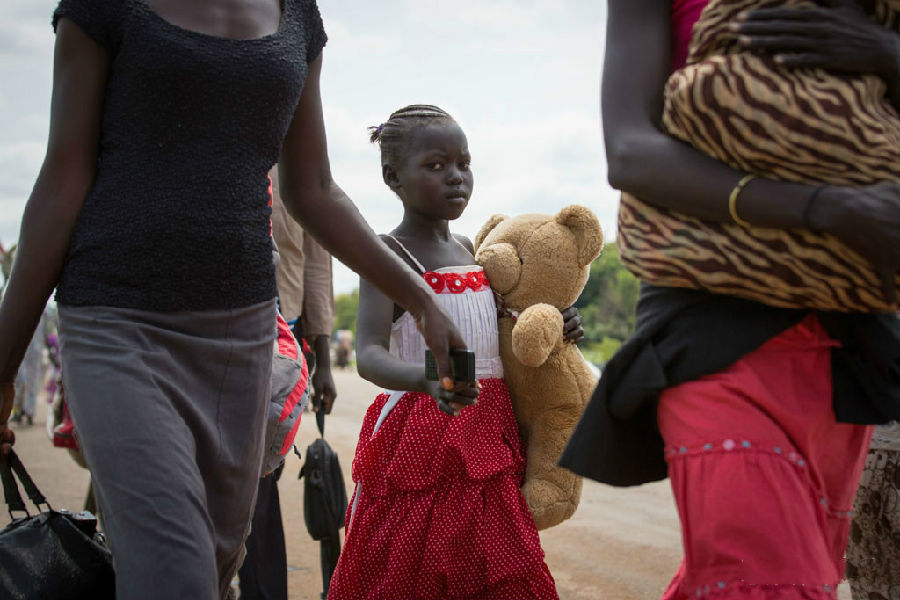大量南苏丹难民涌入乌干达