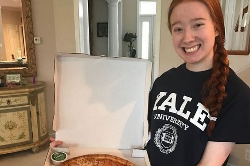 她写了篇关于披萨的文章，结果进了耶鲁大学.jpg