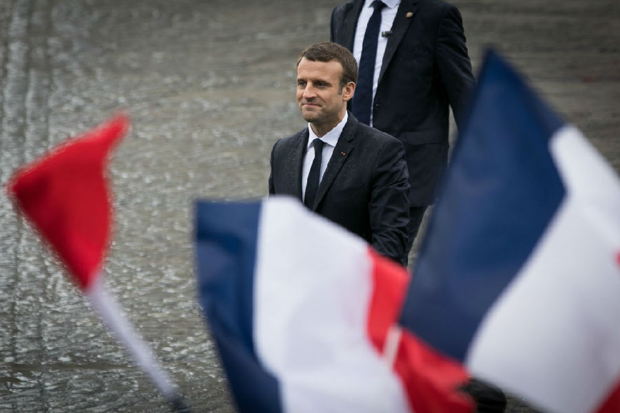 Macron wins the majority of seats in parliament.jpg