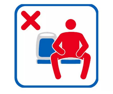 马德里公交车禁止男性岔开双腿占座