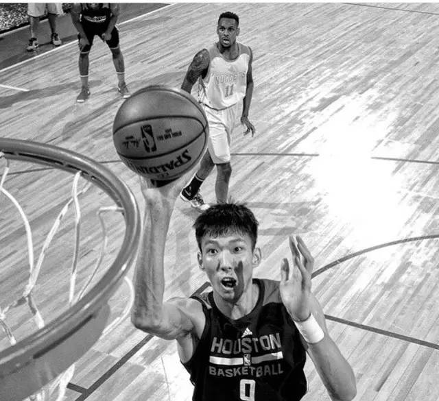 I wish Zhou Qi a firm foothold and play famous .jpg