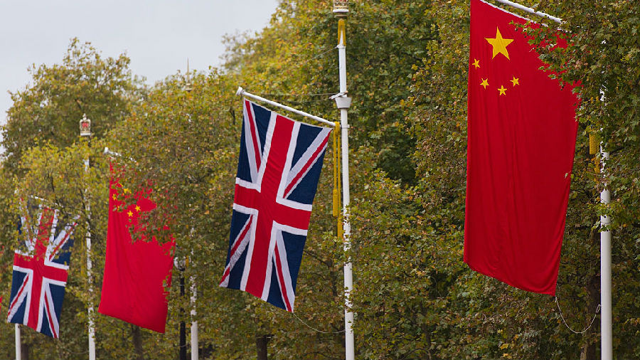 In the first half of the year, the Chinese market made the largest return for British investors.jpg