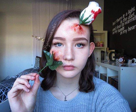 天才! 13岁小女生无师自通学会各种特效化妆!