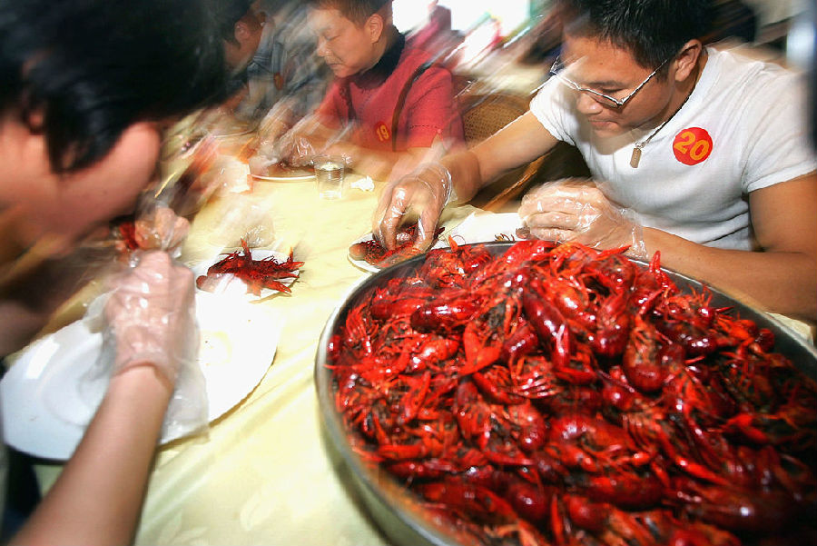 China's crayfish industry is booming.jpg