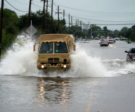 哈维飓风重创美国休斯顿