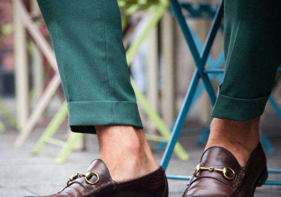 当心! 穿鞋不穿袜会容易得上香港脚_关注社会