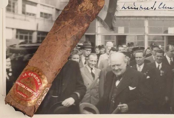 Churchill’s leftover half of his cigar was sold for US$12,000.jpg