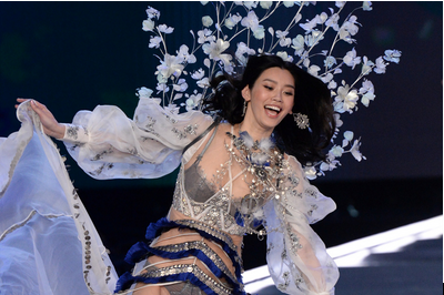 The first fall in the history of Victoria's Secret, how do foreign media comment on Xi Mengyao? .jpg